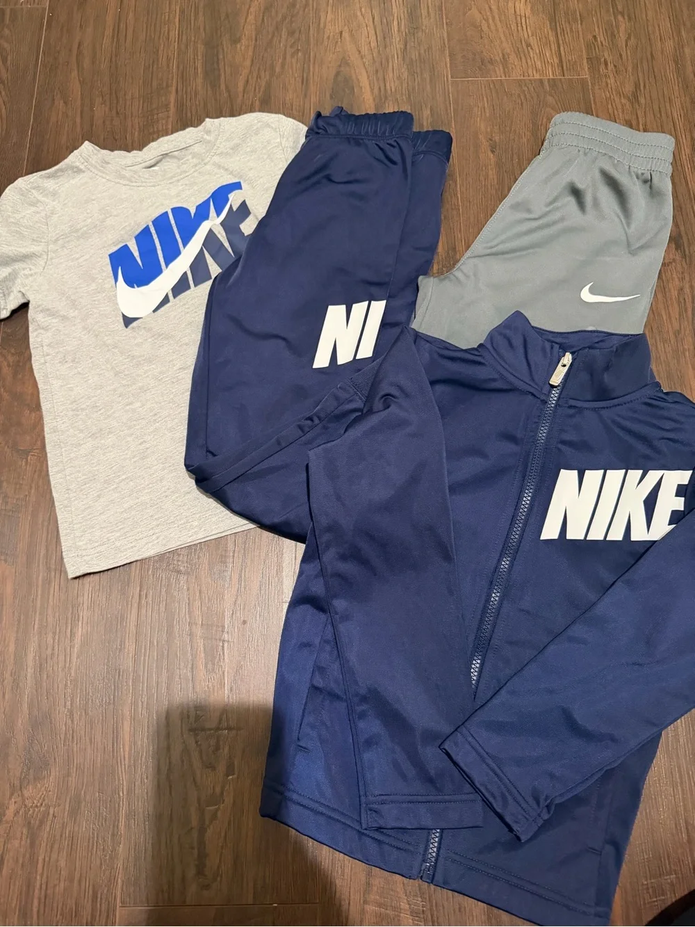 Boys Nike set